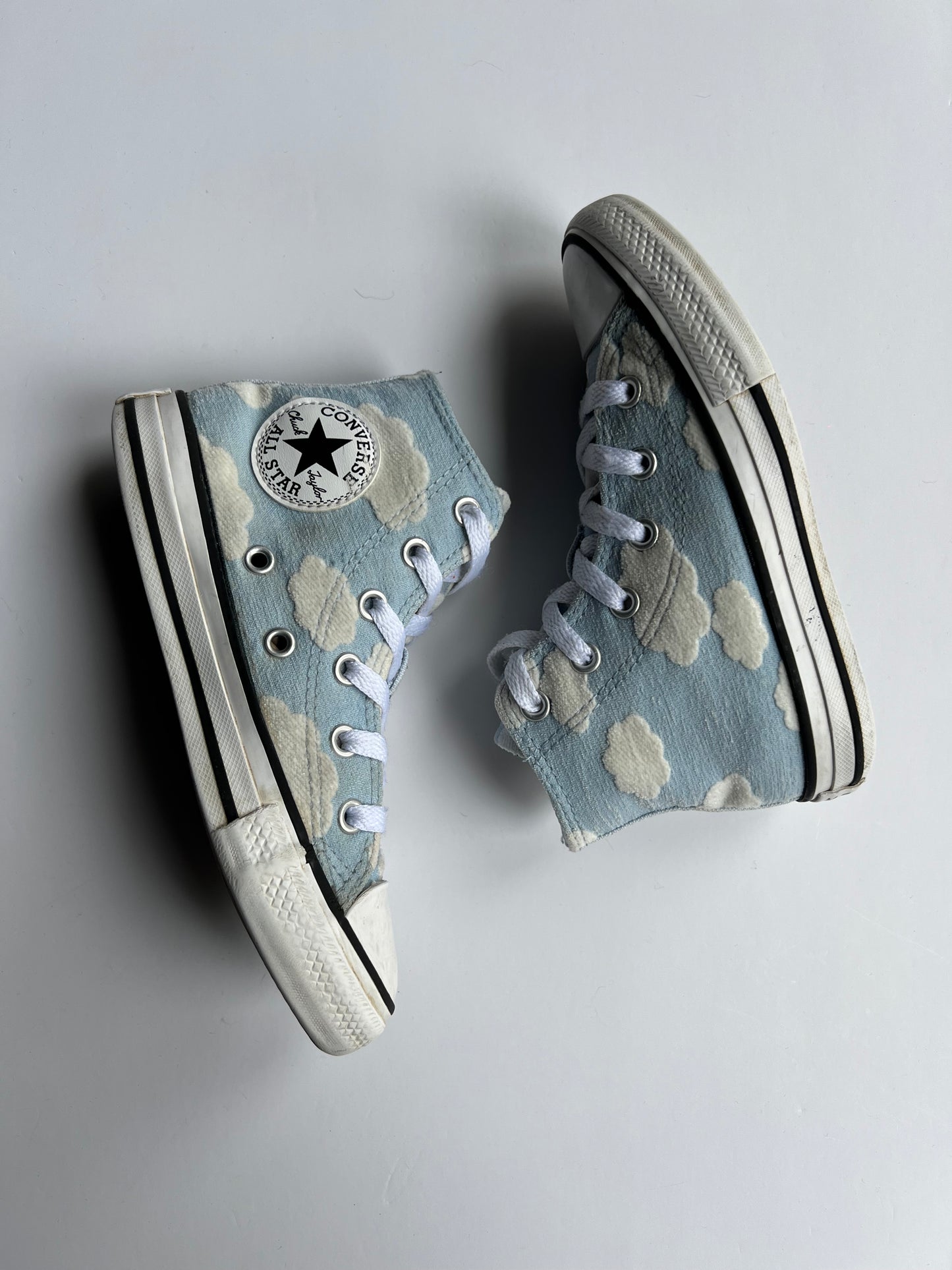 Converse Textured Cloud High Top Trainers - Size 11.5uk