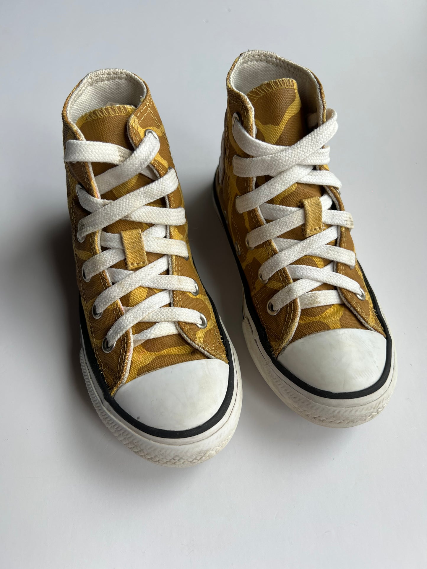 Converse High Top Giraffe Trainers - Size 10.5uk (see description)