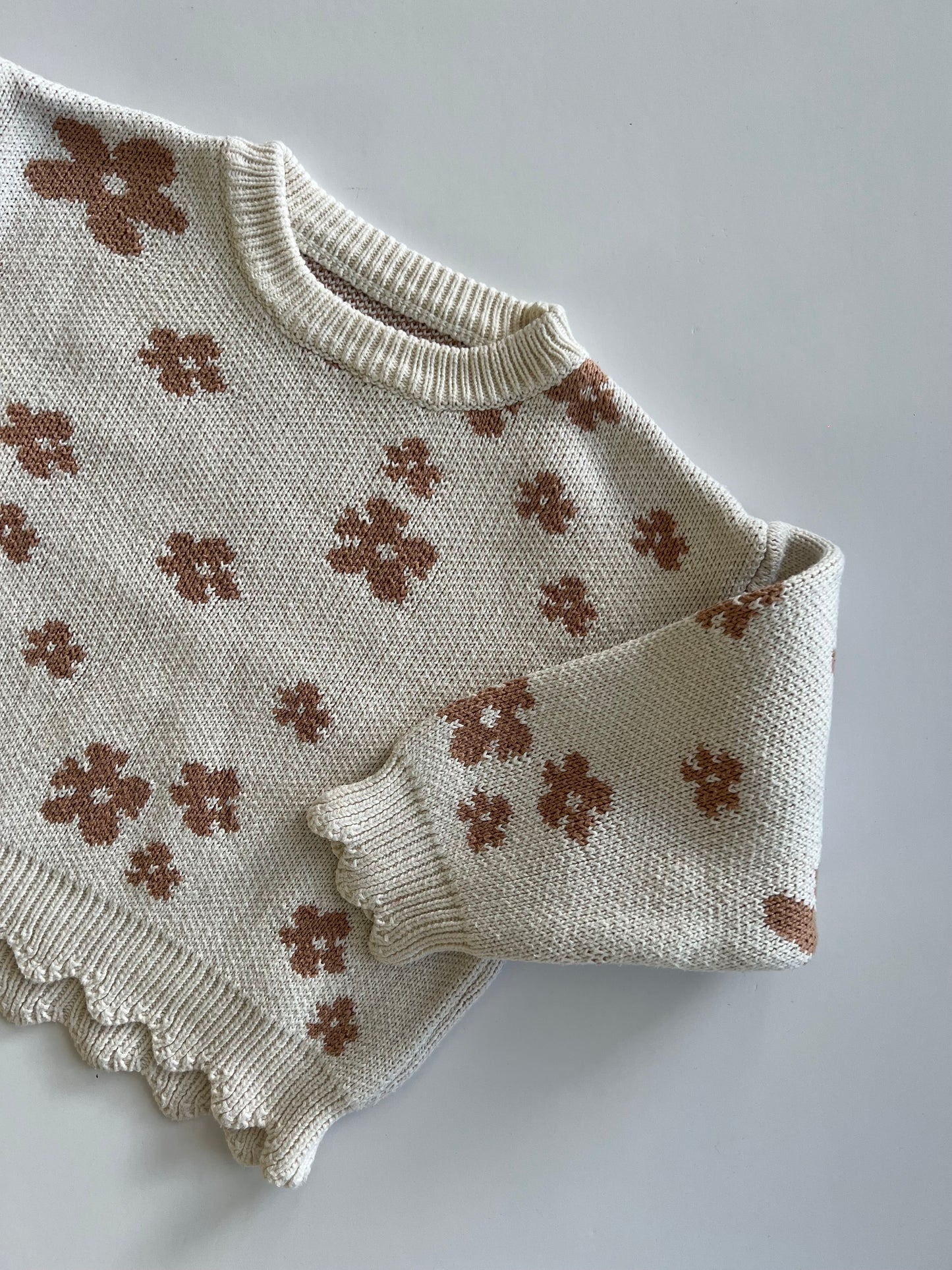 Scallop Edged Floral Knit Jumper - Age 3-4y