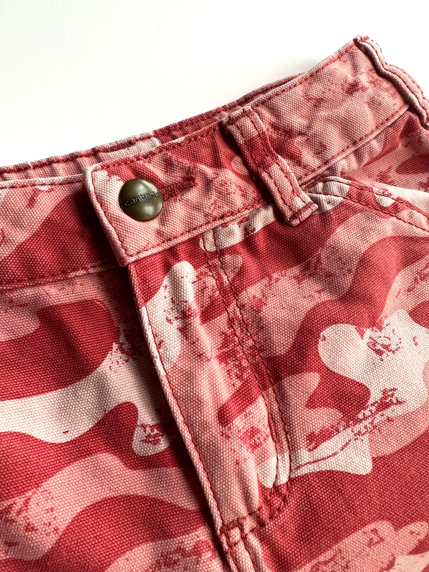 Carhartt Red Camo Canvas Shorts  - Age 6y (could be worn from 4y+ imo)