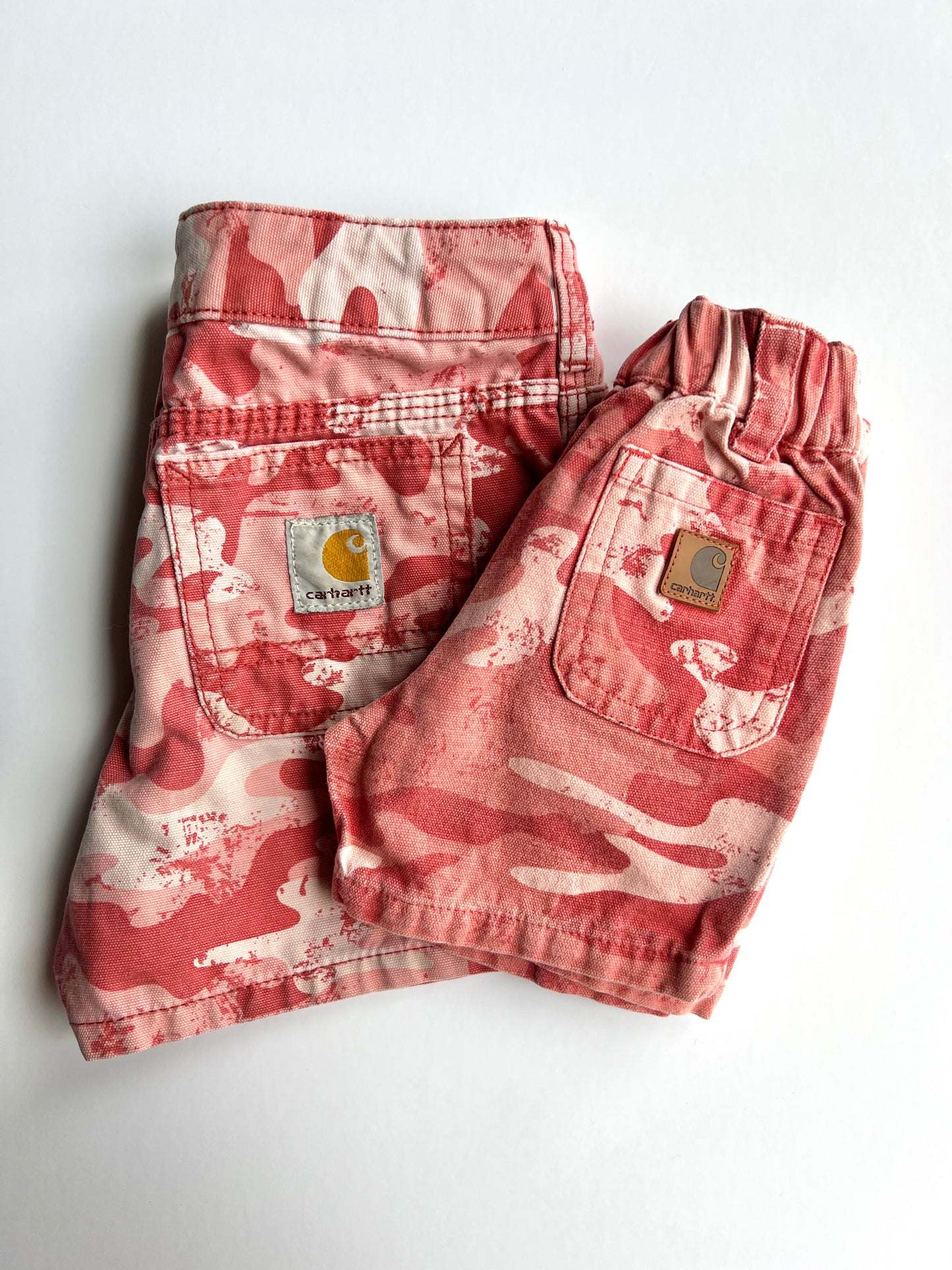 Carhartt Red Camo Canvas Shorts  - Age 6y (could be worn from 4y+ imo)